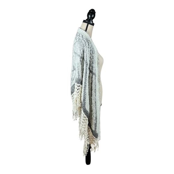 Anthropologie Angel of the North Angel Wings Boucle Wrap Poncho Cardigan One Sz - Picture 5 of 7